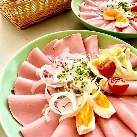 Han/Misafirhane 'zum Alten Turm'