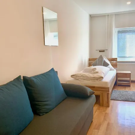 Han/Misafirhane 'zum Alten Turm'