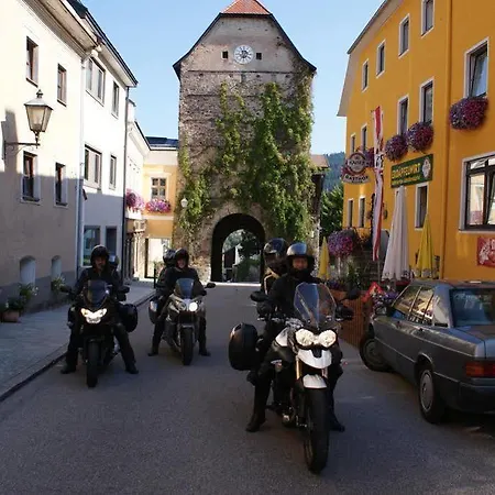 'zum Alten Turm' Han/Misafirhane