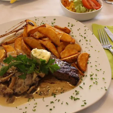 Han/Misafirhane 'zum Alten Turm' 2*