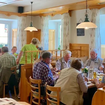 Han/Misafirhane 'zum Alten Turm'