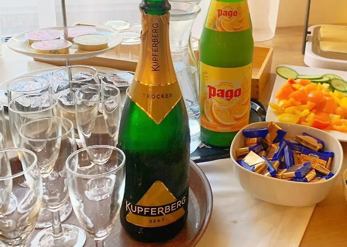 여관 'zum Alten Turm' 2*