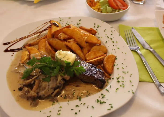 여관 'zum Alten Turm' 2*