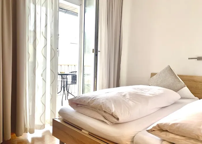 'zum Alten Turm' Värdshus 2*